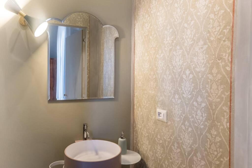 Casa Maria - Attico Di Lusso Vicino Alle Mura ルッカ エクステリア 写真