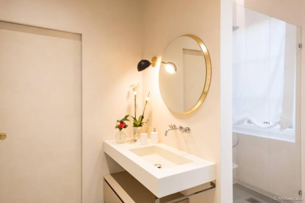 Casa Maria - Attico Di Lusso Vicino Alle Mura ルッカ エクステリア 写真
