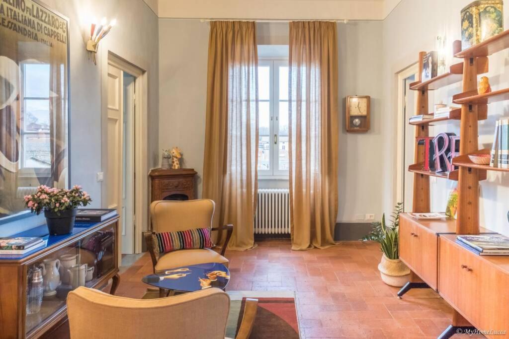 Casa Maria - Attico Di Lusso Vicino Alle Mura ルッカ エクステリア 写真