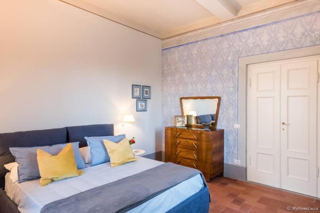 Casa Maria - Attico Di Lusso Vicino Alle Mura ルッカ エクステリア 写真