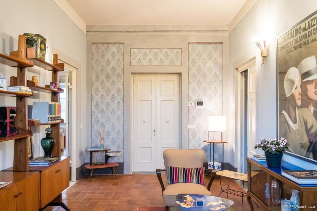 Casa Maria - Attico Di Lusso Vicino Alle Mura ルッカ エクステリア 写真